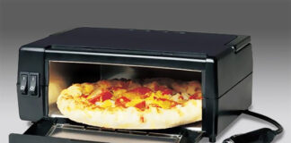 Värm upp pizzan i bilen