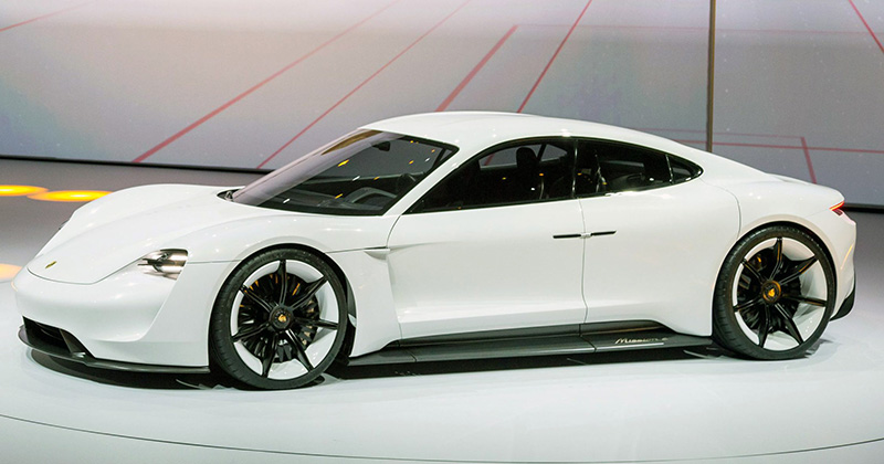 Porsche Mission E - modell 2018