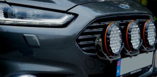 Boka tid för att montera extraljus STEDI Extraljus